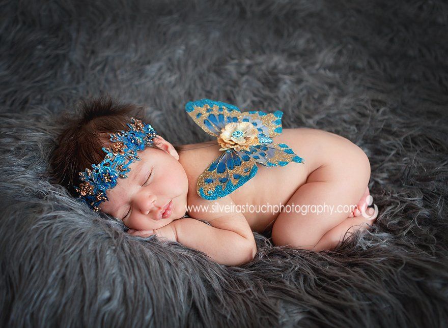 3-week-old princess newborn photography cedar grove NJ