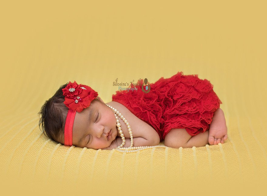 precious newborn baby girl N. Arlington nj photographer