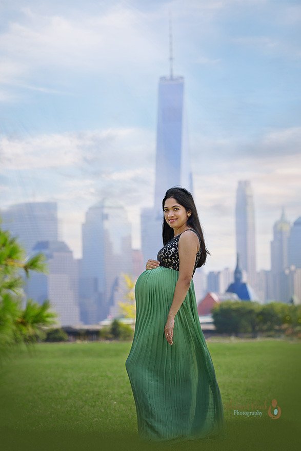 Liberty state park maternity photographer