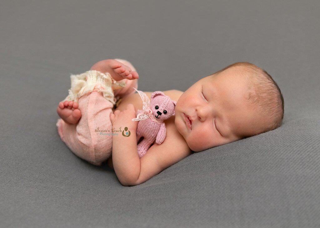 nj baby photography os little girl sleeping with teddy bear