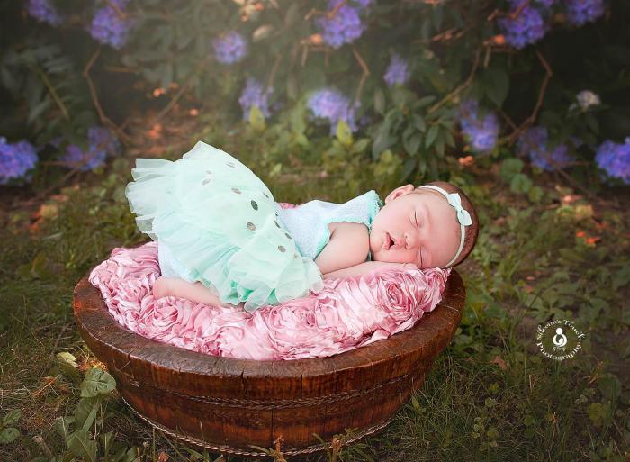 north jersey lifestyle newborn outdoor photography