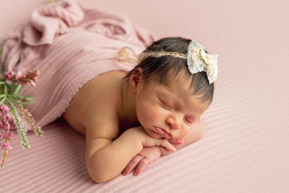 newborn baby photo shoot