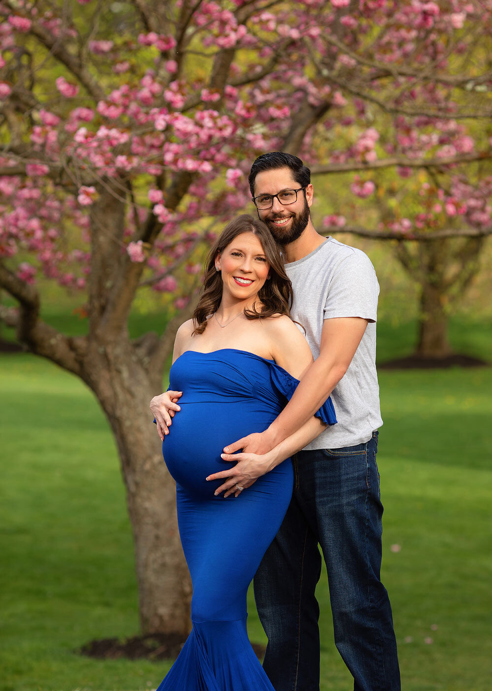 outdoor maternity couple photo NJ
