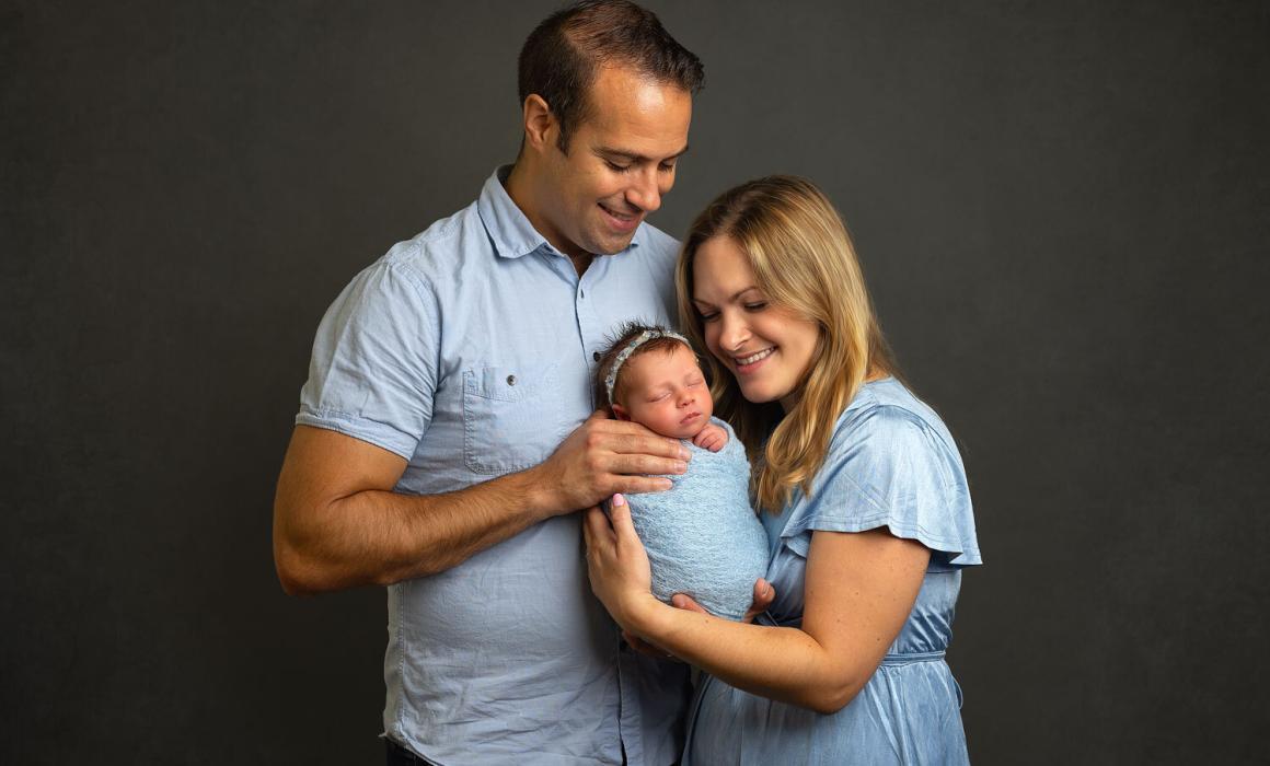 family and newborn pictures