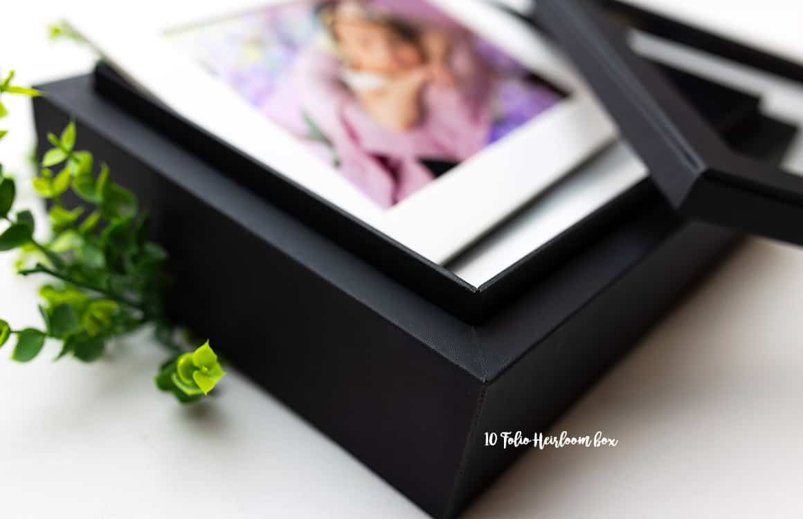 folio box of 10 images